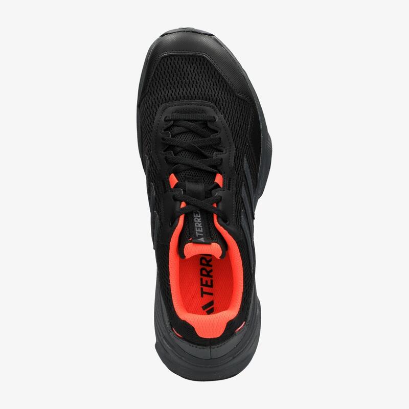 adidas Tracefinder