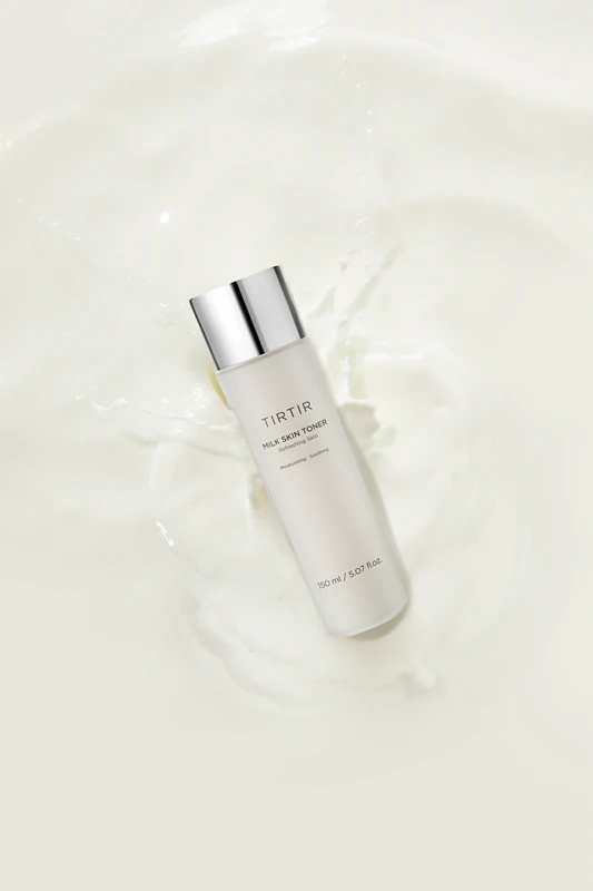 TIRTIR Milk Skin Toner тоник за лице за посветљивање и хидратацију