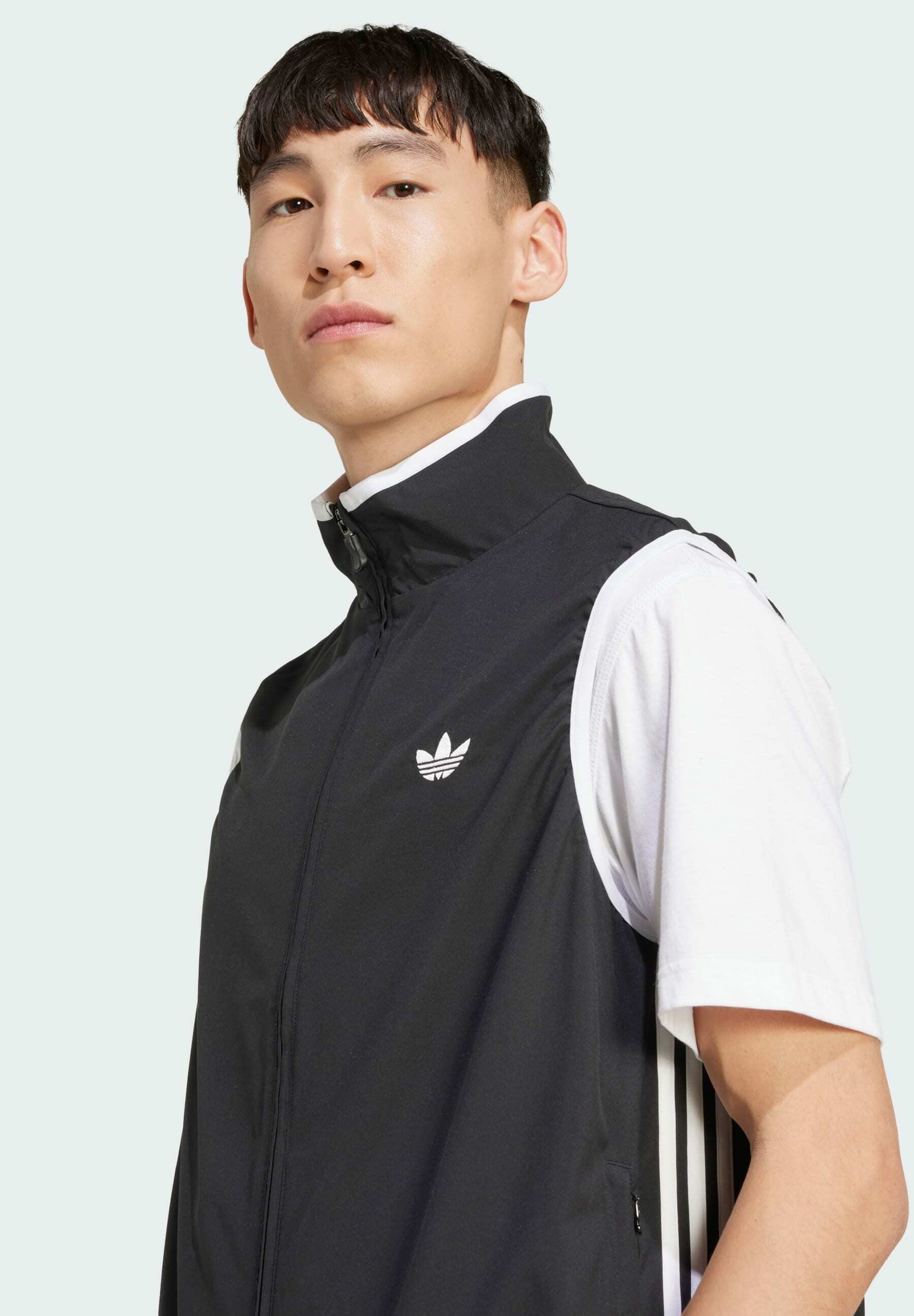 Vesty adidas Originals