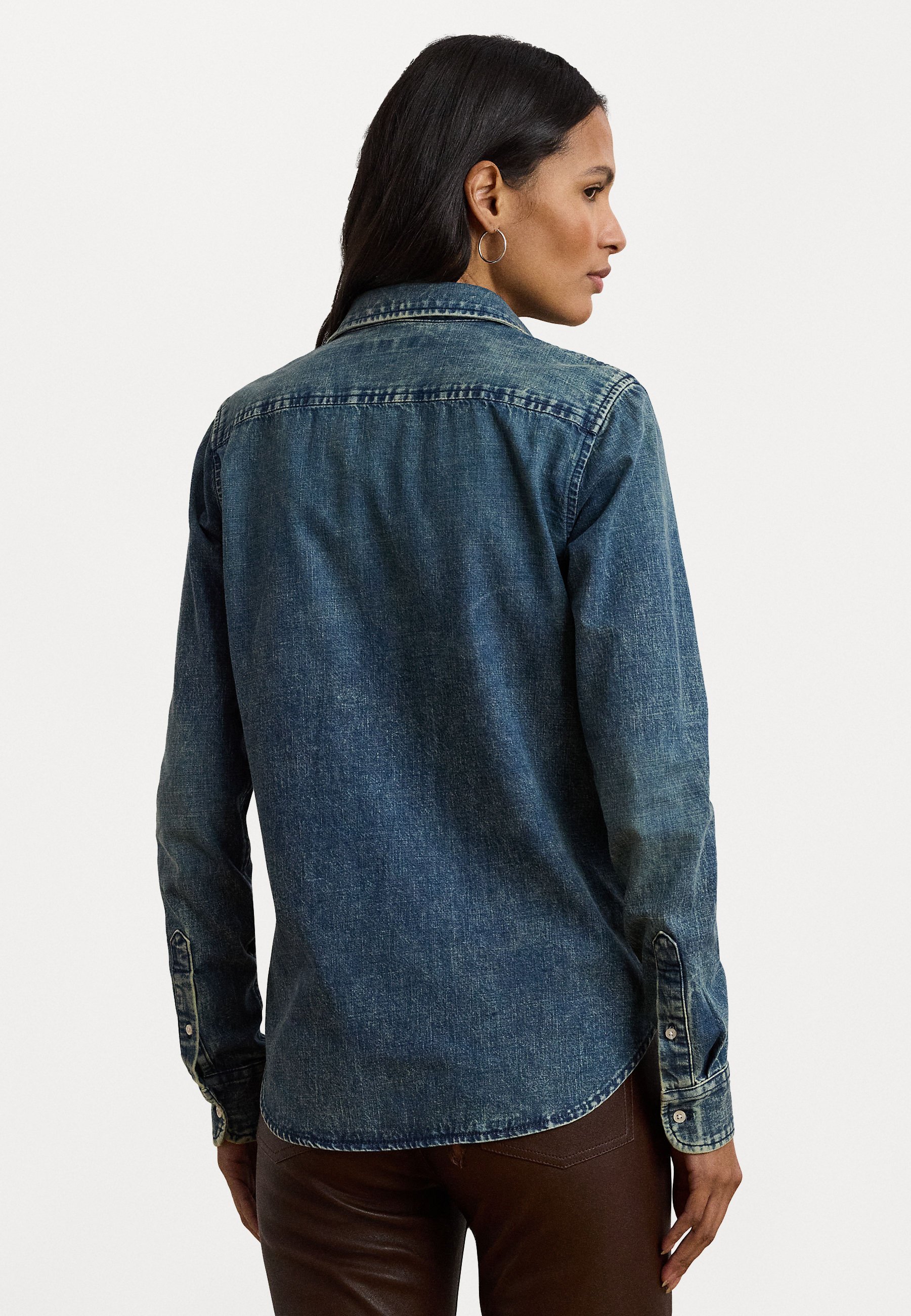 Lauren Ralph Lauren Classic Fit Jeanshemd – Bluse mit Knopfleiste – Waschung: Haze