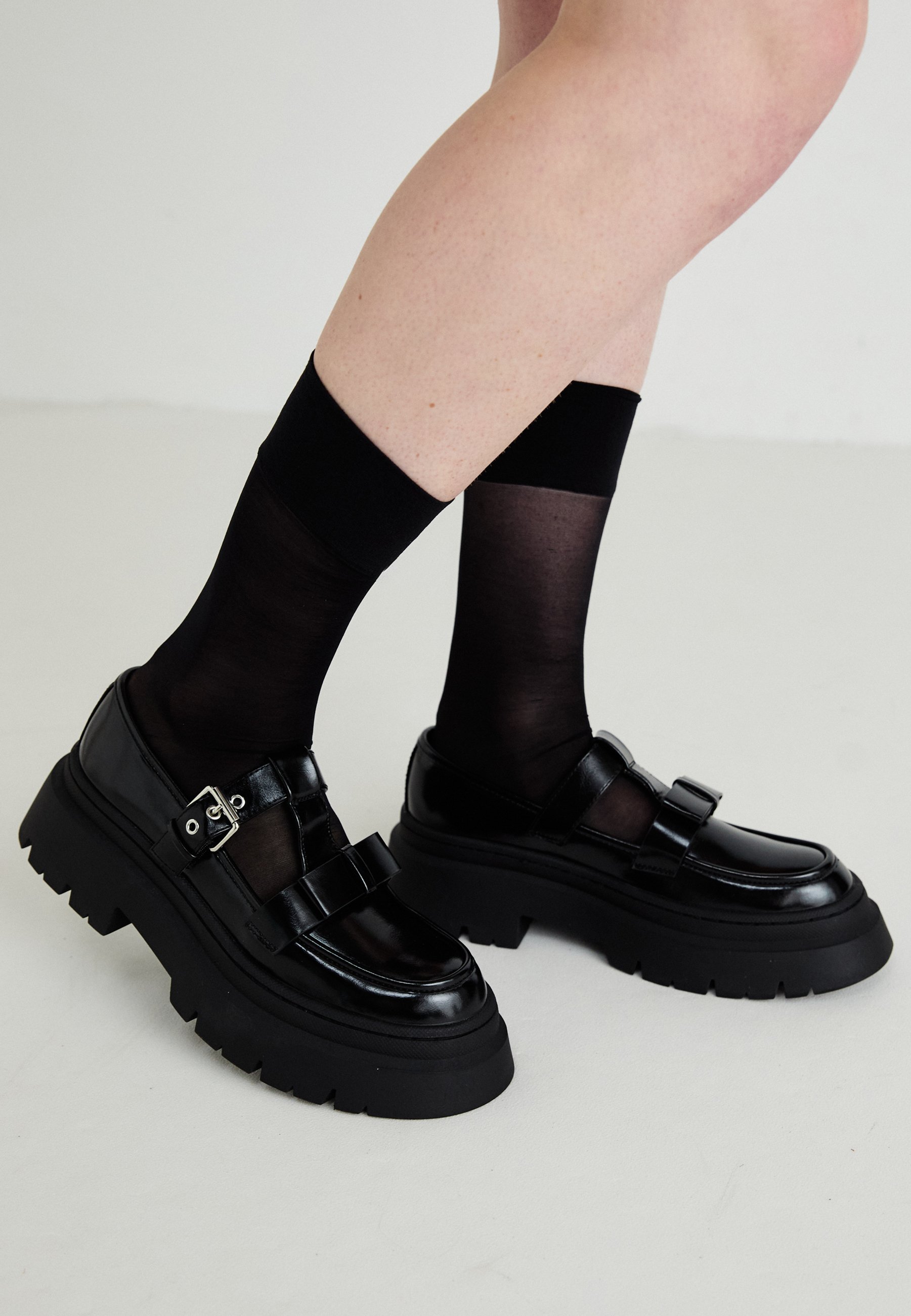 Chaussures Even&Odd Slip-ons - noires