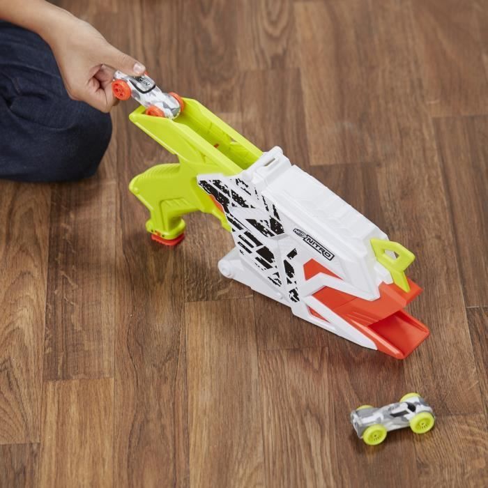 NERF AeroFury Ramp Rage Autolanceerder - Meerkleurig - 2 auto's - Geschikt voor kinderen vanaf 8 jaar