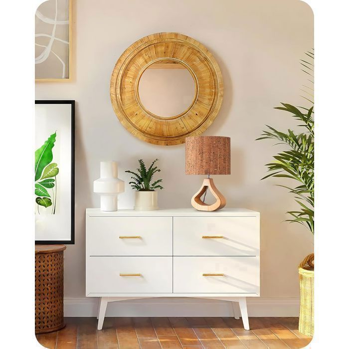Lámpara de mesa EDISHINE con pantalla de corteza natural, base teñida en roble claro y bombilla LED E27 incluida.