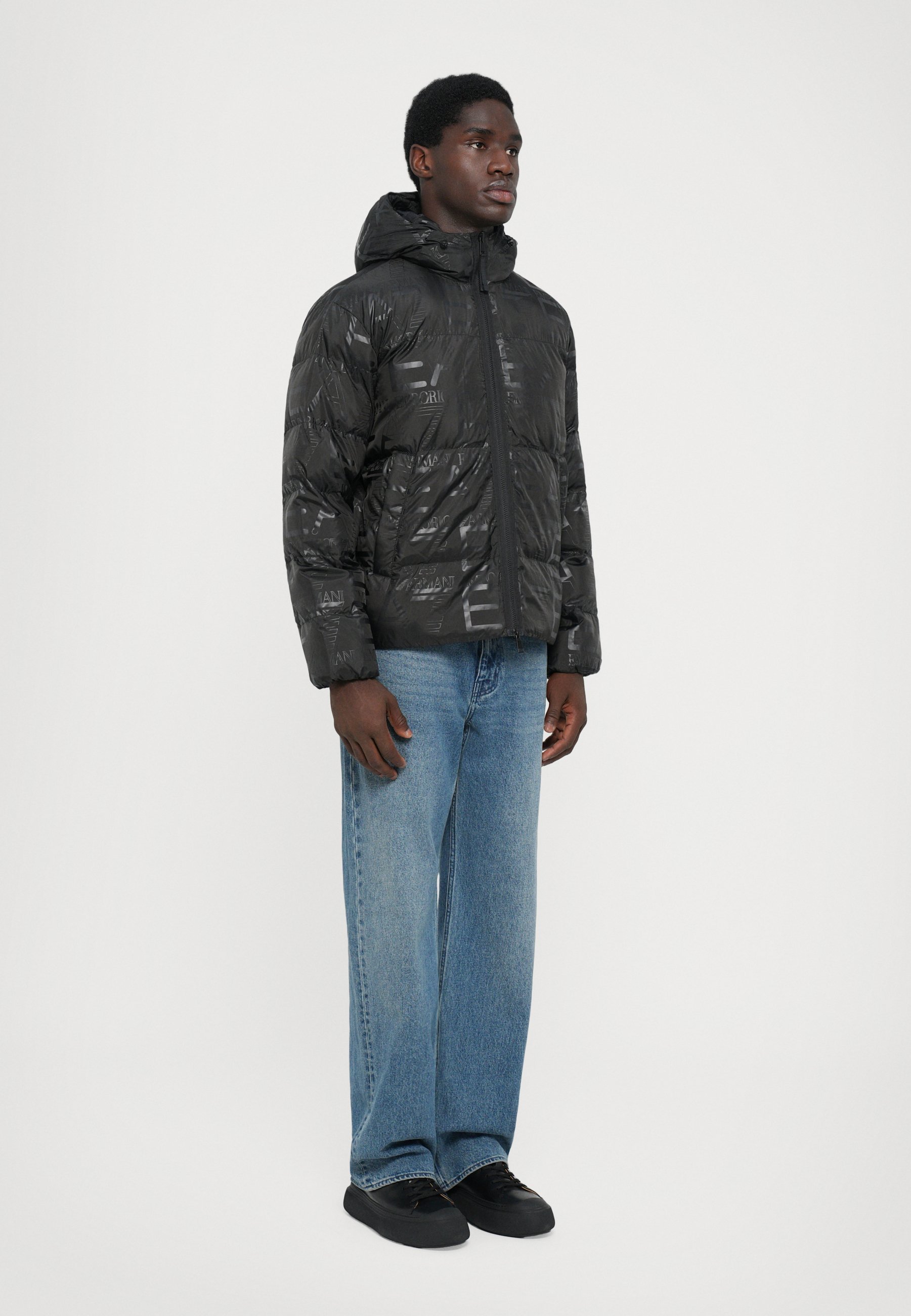 EA7 Emporio Armani MOUNTAIN HOODED JACKET LOGO REPEAT - Winterjas - zwart