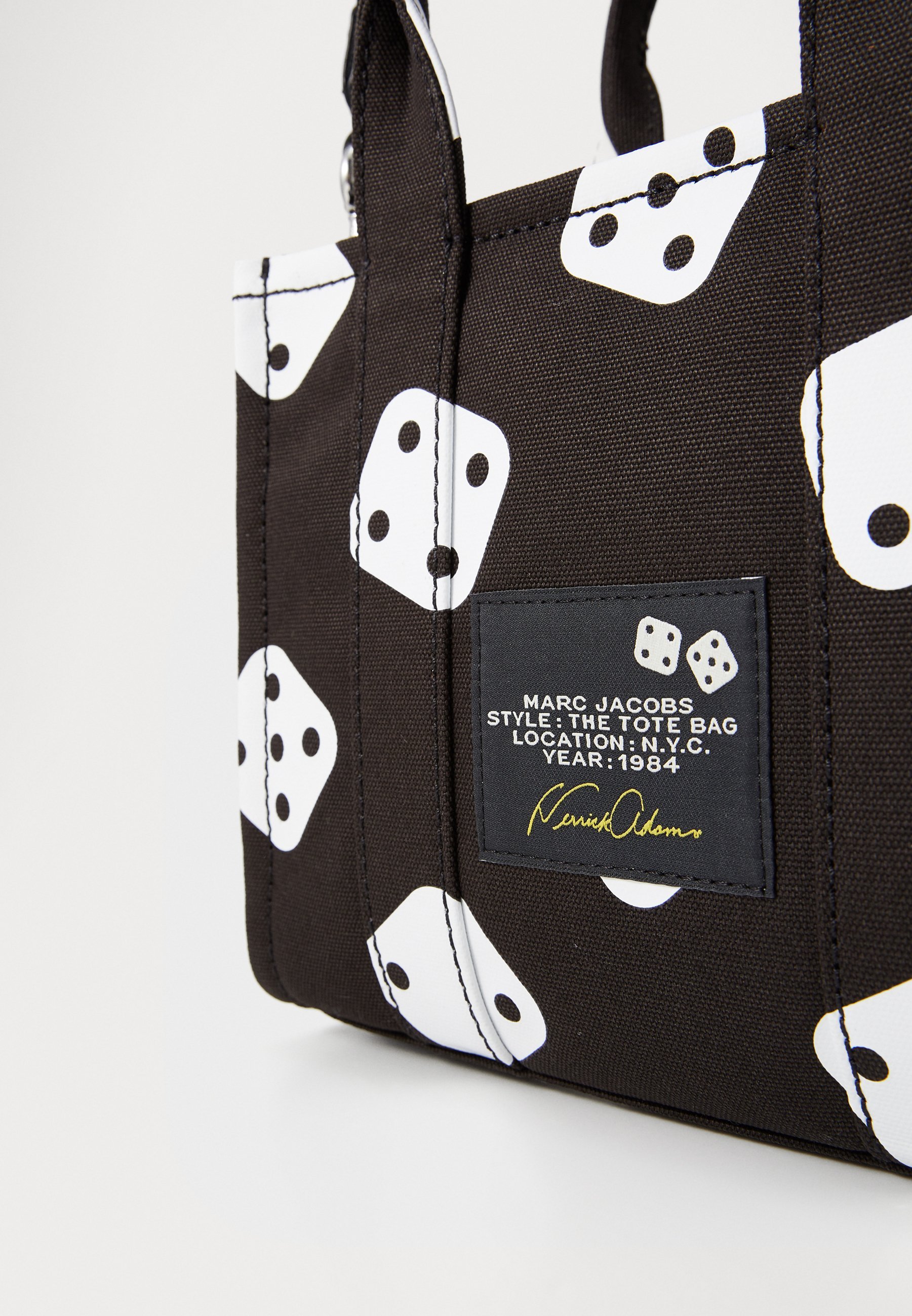 MARC JACOBS THE SMALL TOTE - Bolsa - preta/branca