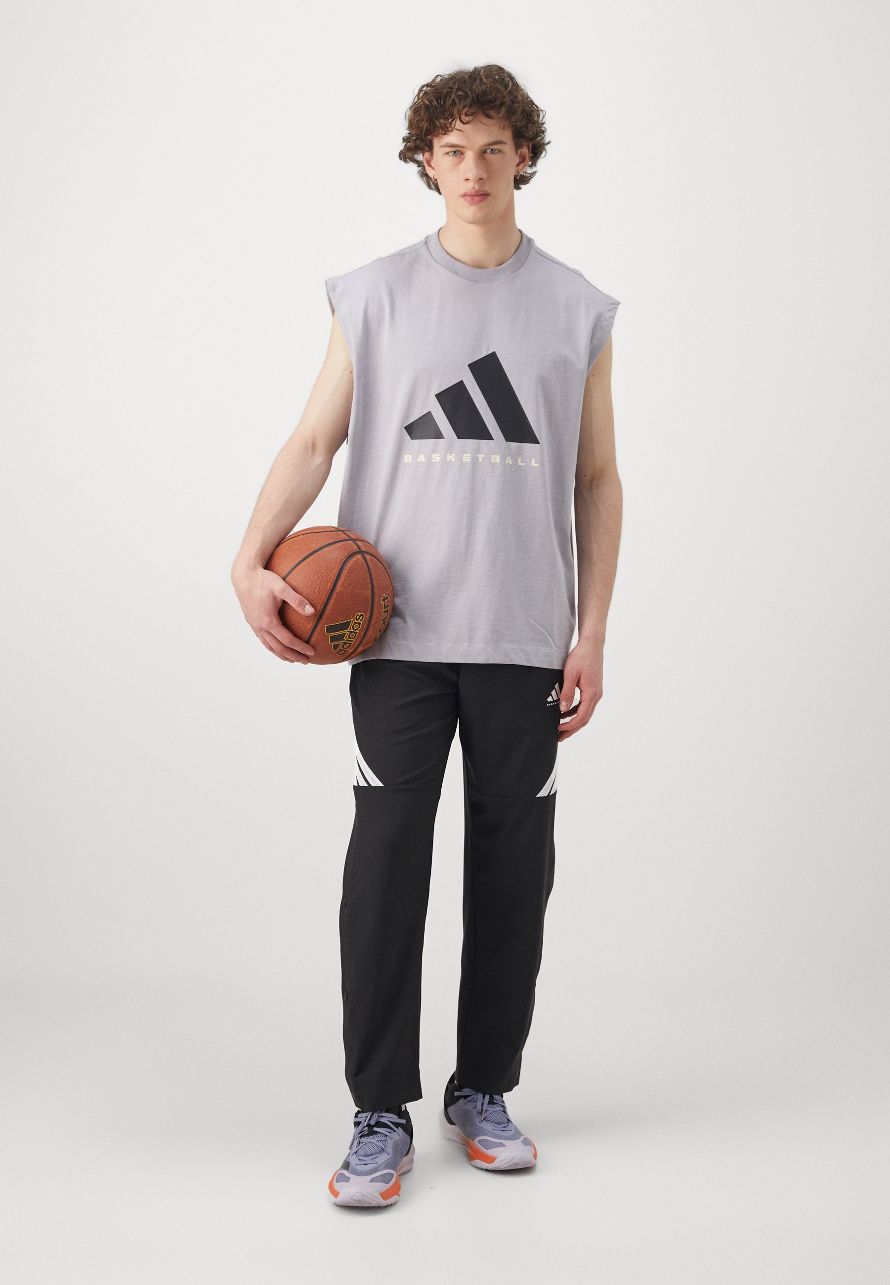 T-shirt adidas Performance - Imprimé - Gris gloire