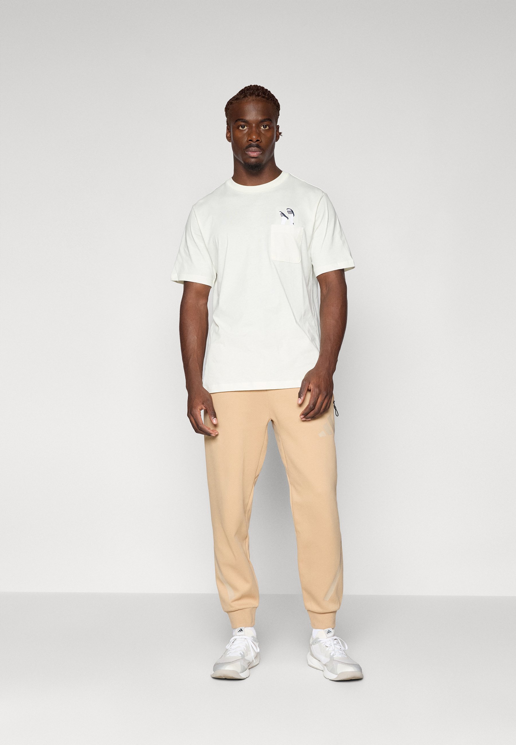 adidas Sportswear ZNE - Bas de survêtement - grès chaud