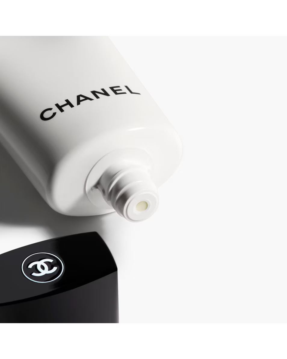 CHANEL LA MOUSSE REINIGENDE CRÈME-MOUSSE S CAMELIA