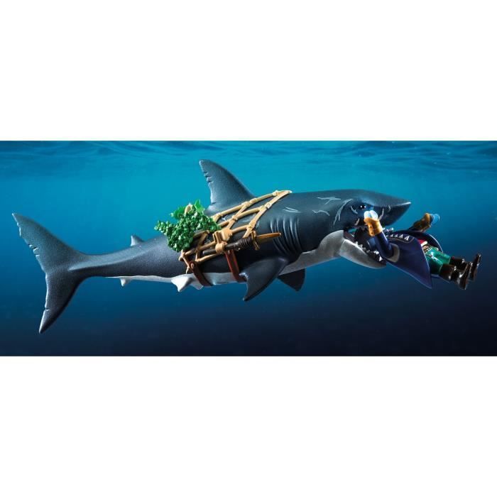 PLAYMOBIL 71793 Pirate and Shark with Articulated Jaw, Pirates, 21 Pieces, Ages 4+