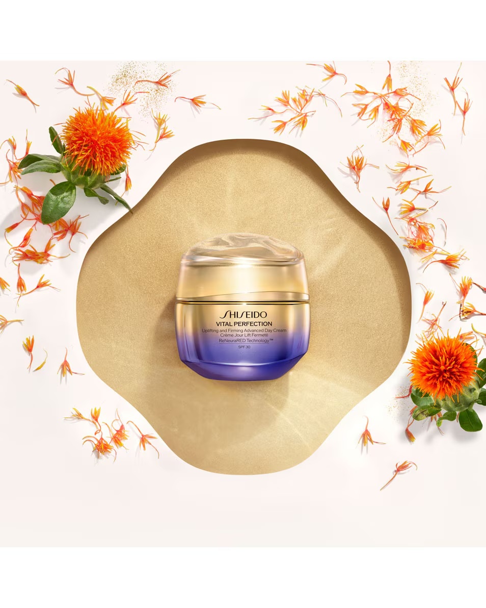 Cremă de zi avansată SHISEIDO Vital Perfection, cu efect de fermitate și ridicare, SPF30
