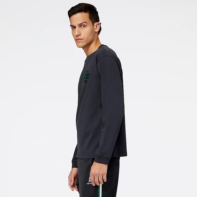 NB Athletics Herren-Langarmshirt mit 70er-Jahre-Laufgrafik - PHANTOM