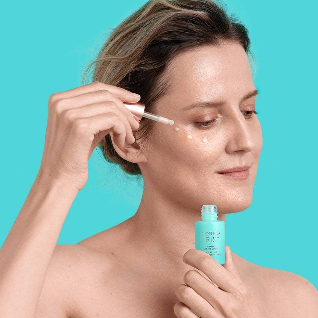 FOREO serum za oči IRIS™ učvrstitveni serum za okrog oči – 15 ml