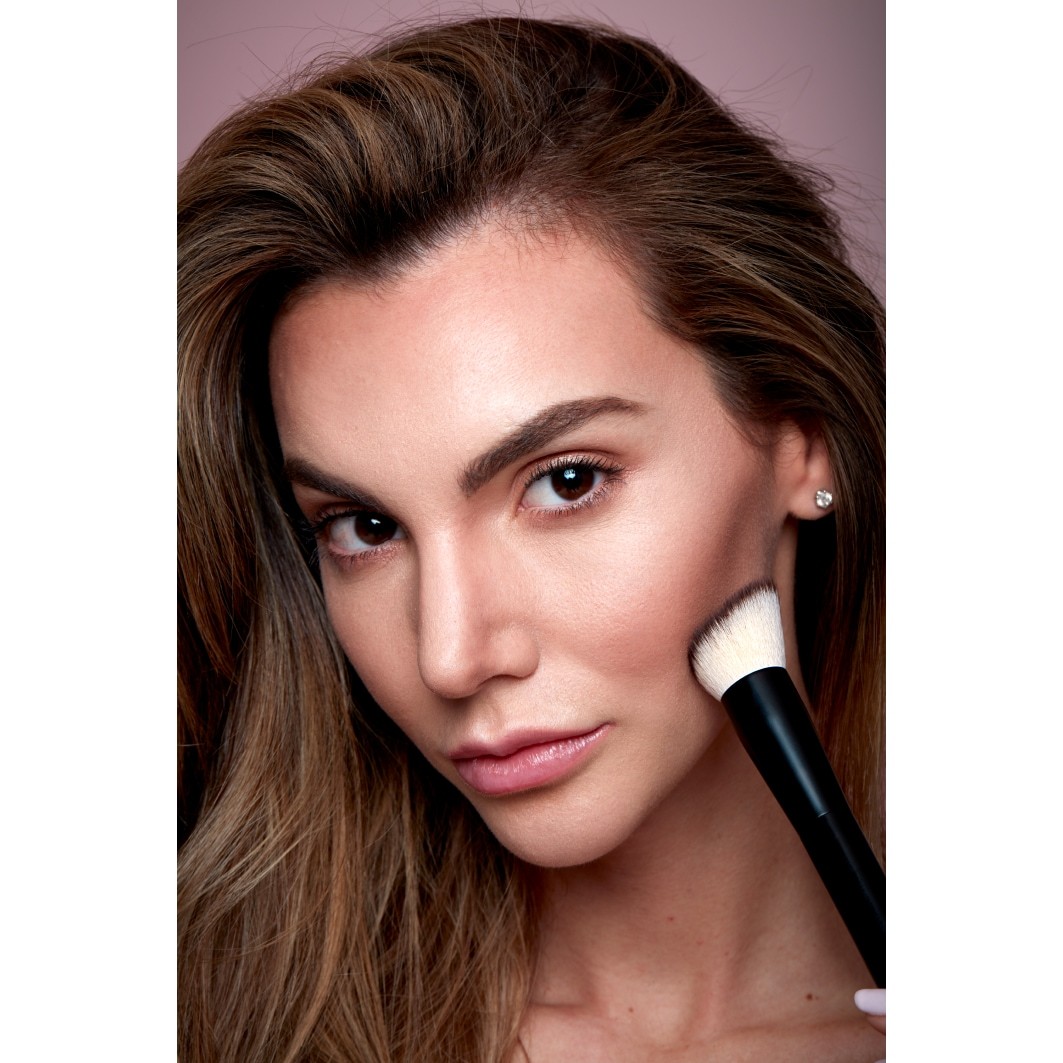 NYX Professional Makeup Foundation Brush Costume Drop Foundation Brush – 1 kus