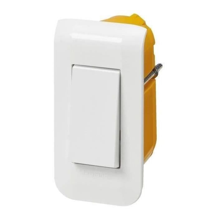 LEGRAND Mosaic 10A narrow switch or two-way switch + faceplate + box