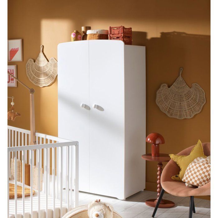 Conjunto básico de tres piezas para habitación infantil Baby Price: cuna de 120x60 cm, cambiador y armario - Blanco