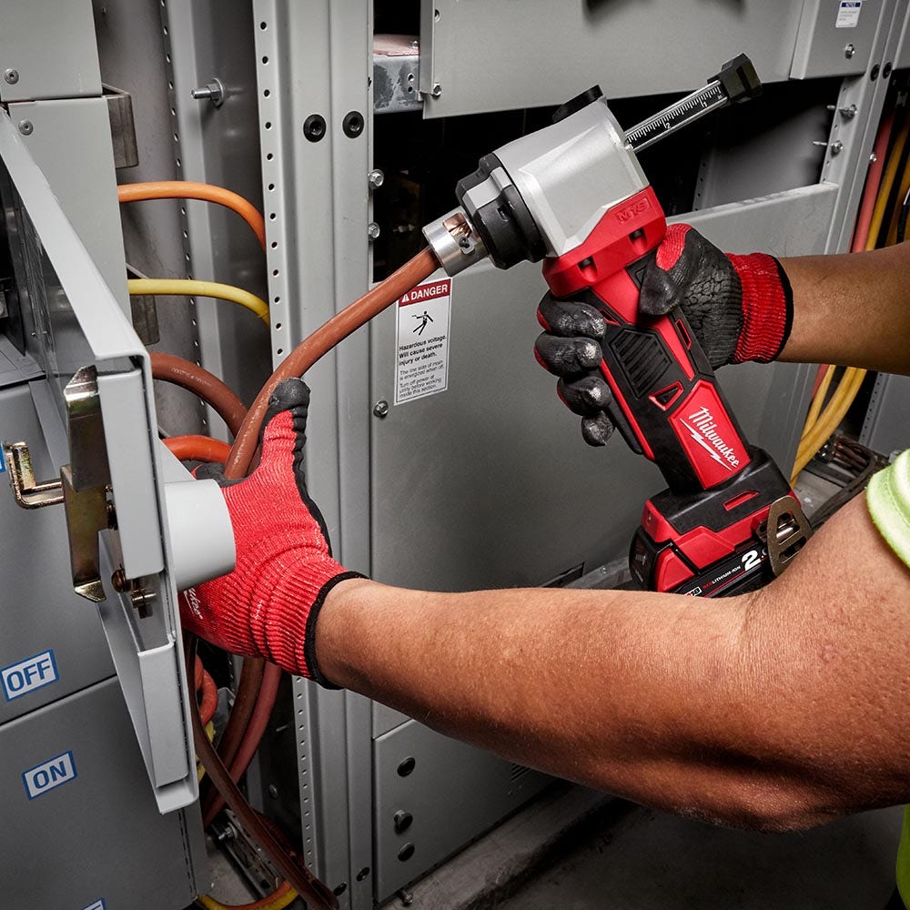 Dezizolator de cabluri MILWAUKEE 18V M18BCS-0C