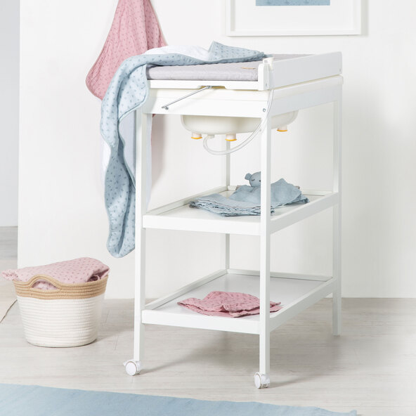 Bath and changing unit, including changing mat