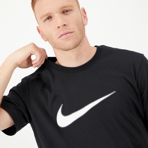  Nike T-shirt