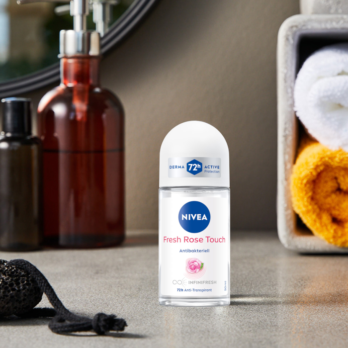 Nivea Rose Touch