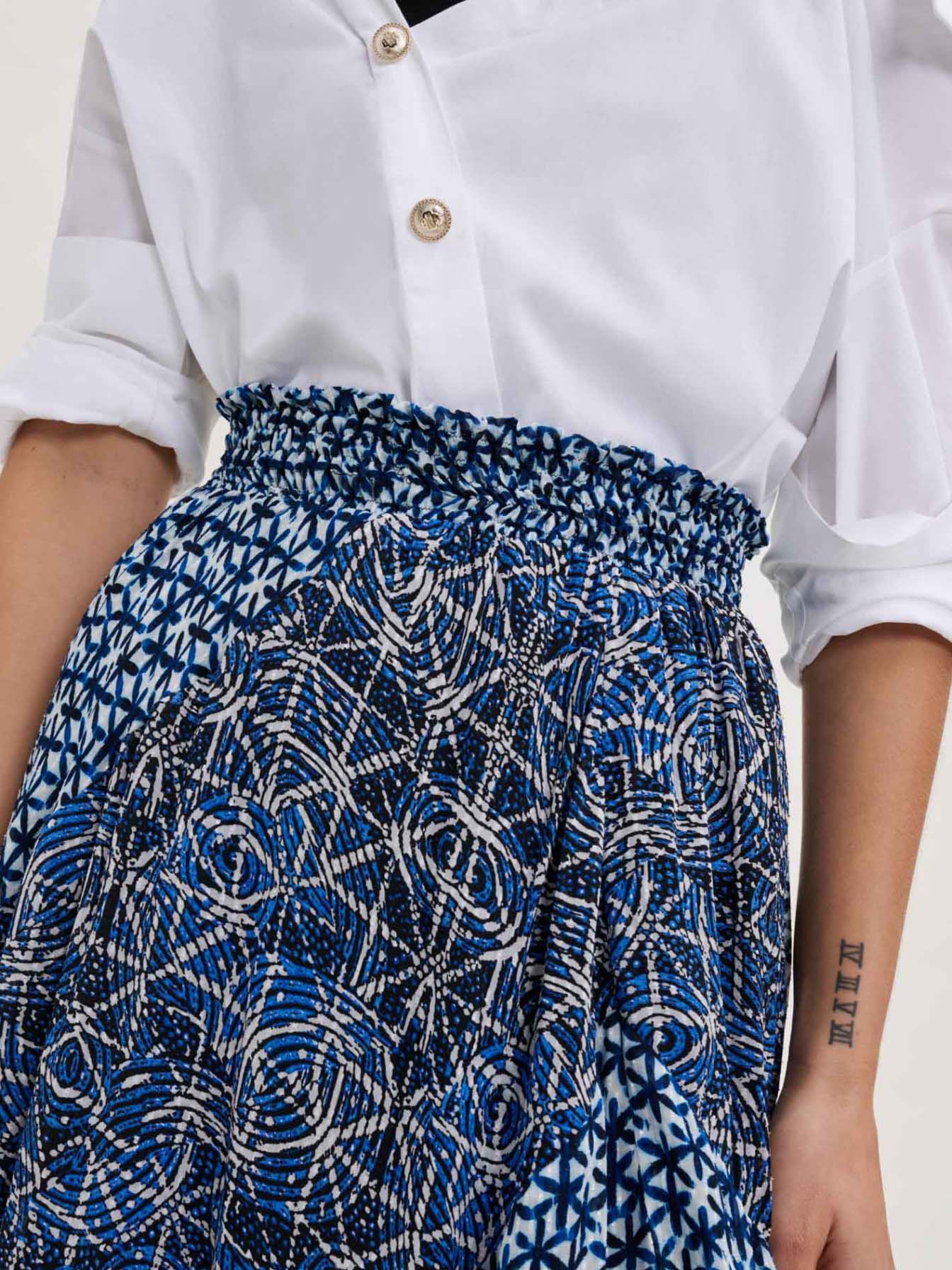 Bedrukte stretchrok van viscose - Indigo