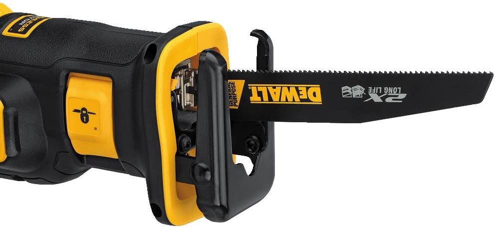 Kit de furadeira/parafusadeira sem fio DEWALT 20V MAX XR, 4 ferramentas (DCK494P2)