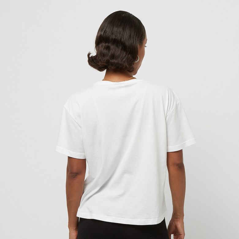 Camiseta básica con logo pequeño
