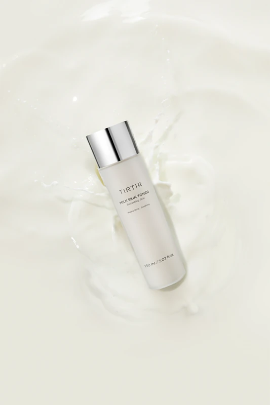 TIRTIR Milk Skin Toner, tônico facial iluminador e hidratante.
