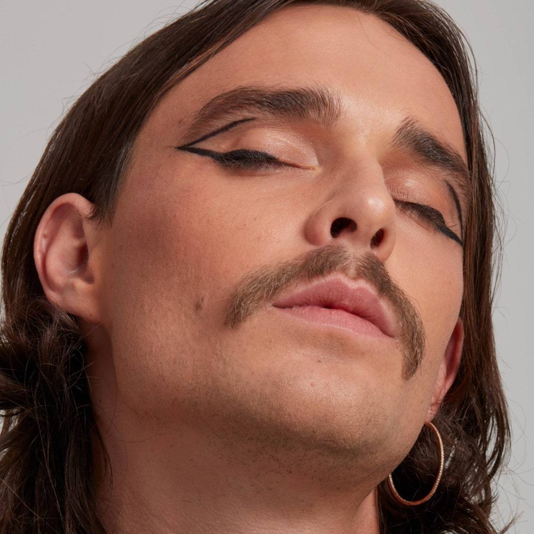 NYX Professional Makeup akių kontūro pieštukas „Pride Makeup Epic Wear“ – 1,21 g