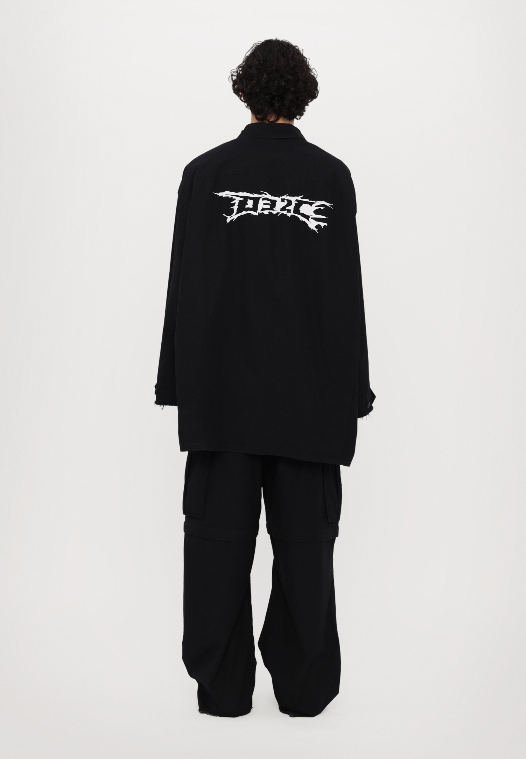 032c INTERMISSION OVERSHIRT UNISEX - Blouse met knoopsluiting - zwart