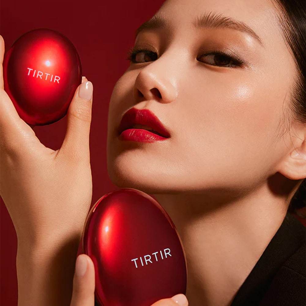 TIRTIR tonālais krēms TirTir maska Fit Red Cushioned SPF40 PA++ Mini - 13N gaiši ziloņkaula krāsā