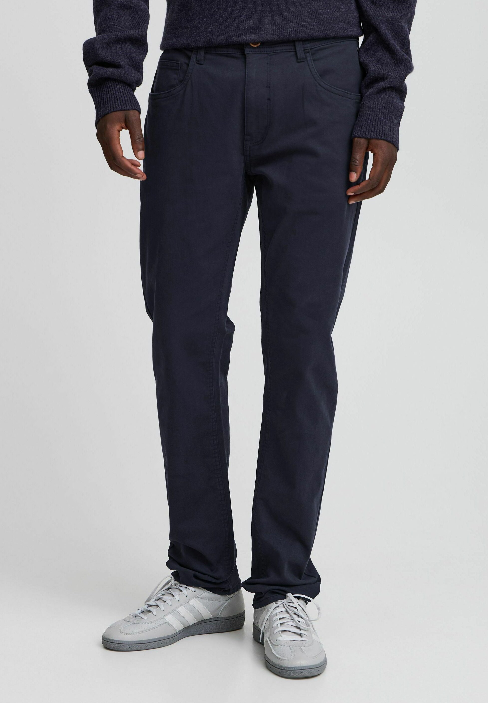 Blend BHRODNEY BIKSES SLIM/ REGULAR FIT NARROW LEG - Bikses - tumši tumši zilas