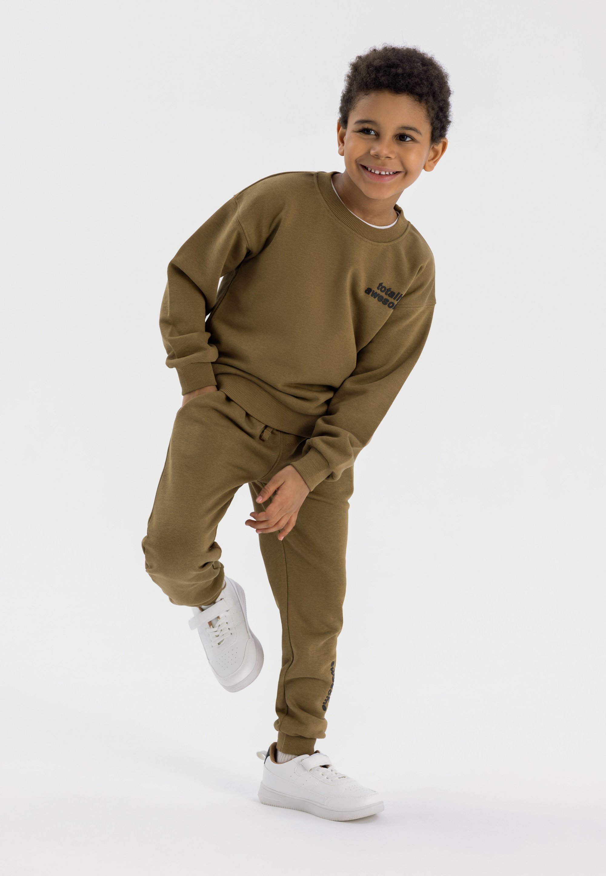 Completo MAGLIA GIROCOLLO E PANTALONI DA JOGGING MINOTI - Tuta - ocra