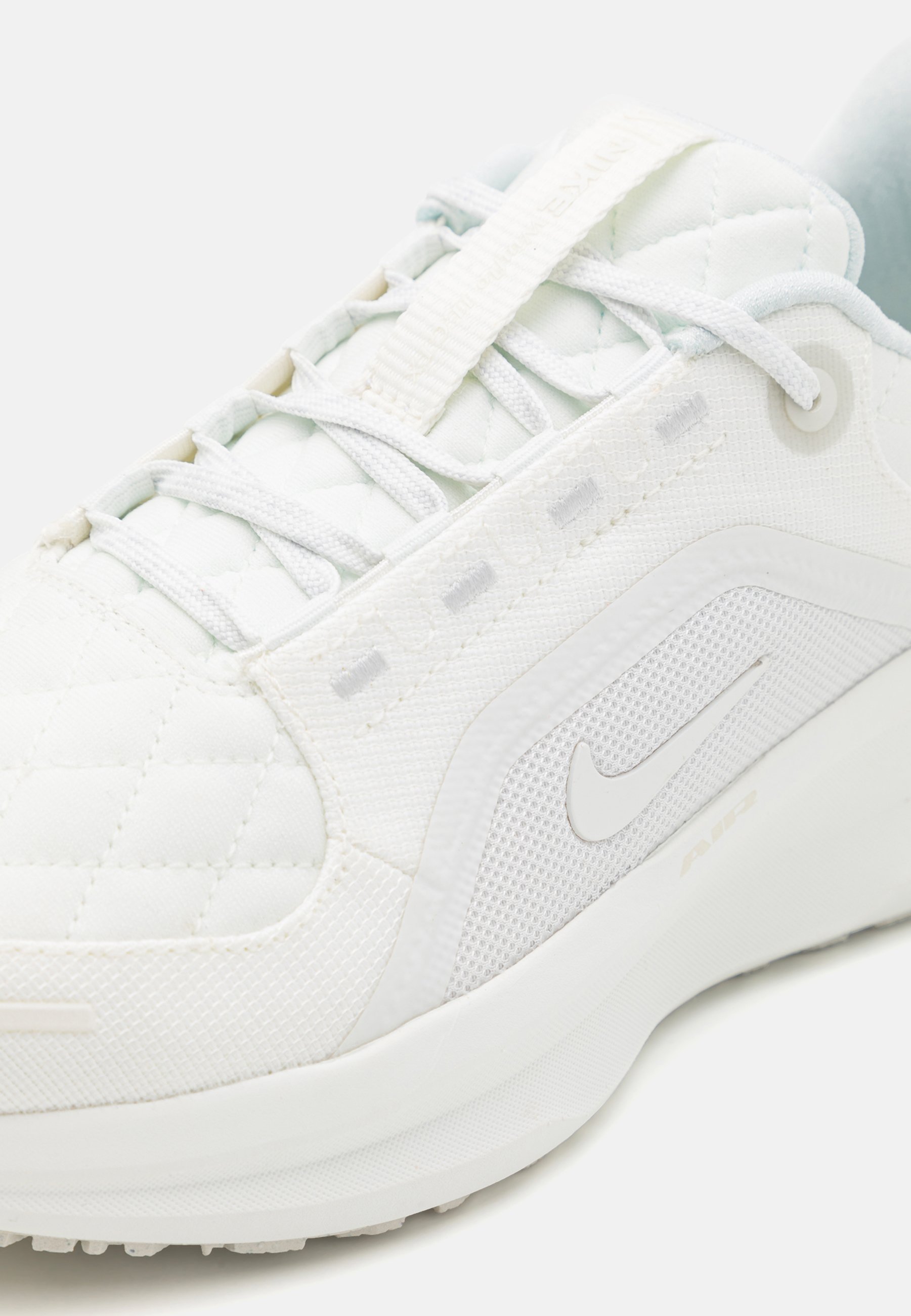 Nike Performance WINFLO 11 GORE-TEX - Maanteejooksujalatsid - summit white/photon dust/off white