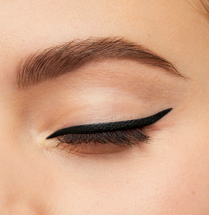 Водоотпорна оловка за очи Contour Clubbing Ајлајнери и оловке за очи