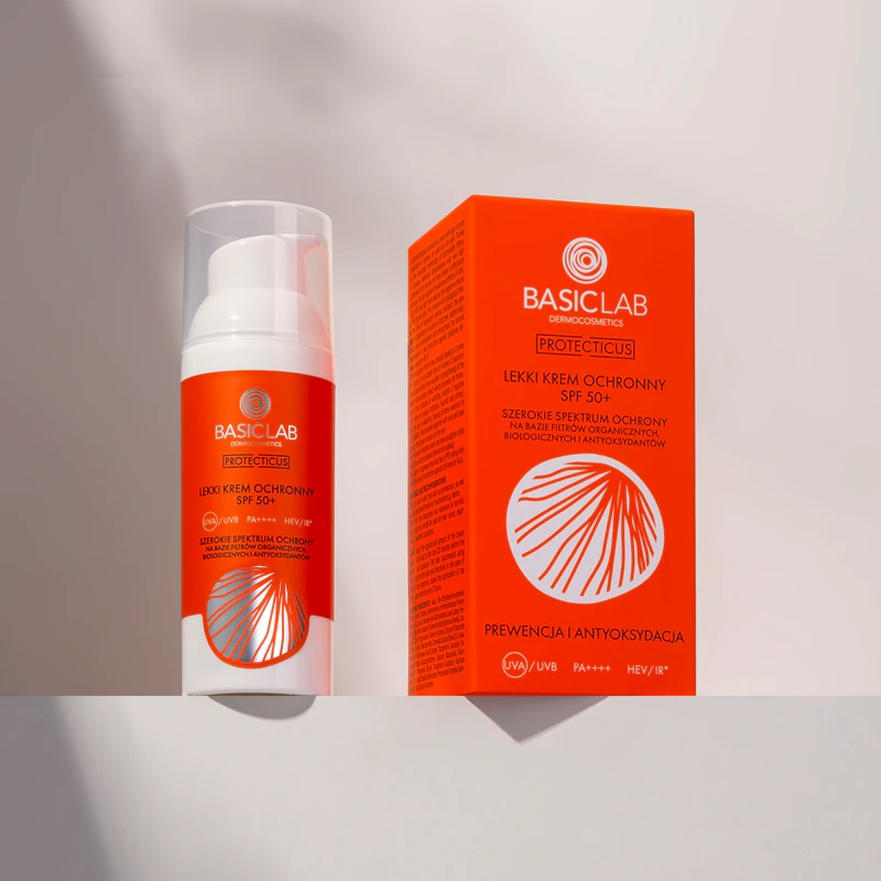BasicLab Dermocosmetics Protecticus lichte beschermende gezichtscrème SPF 50+