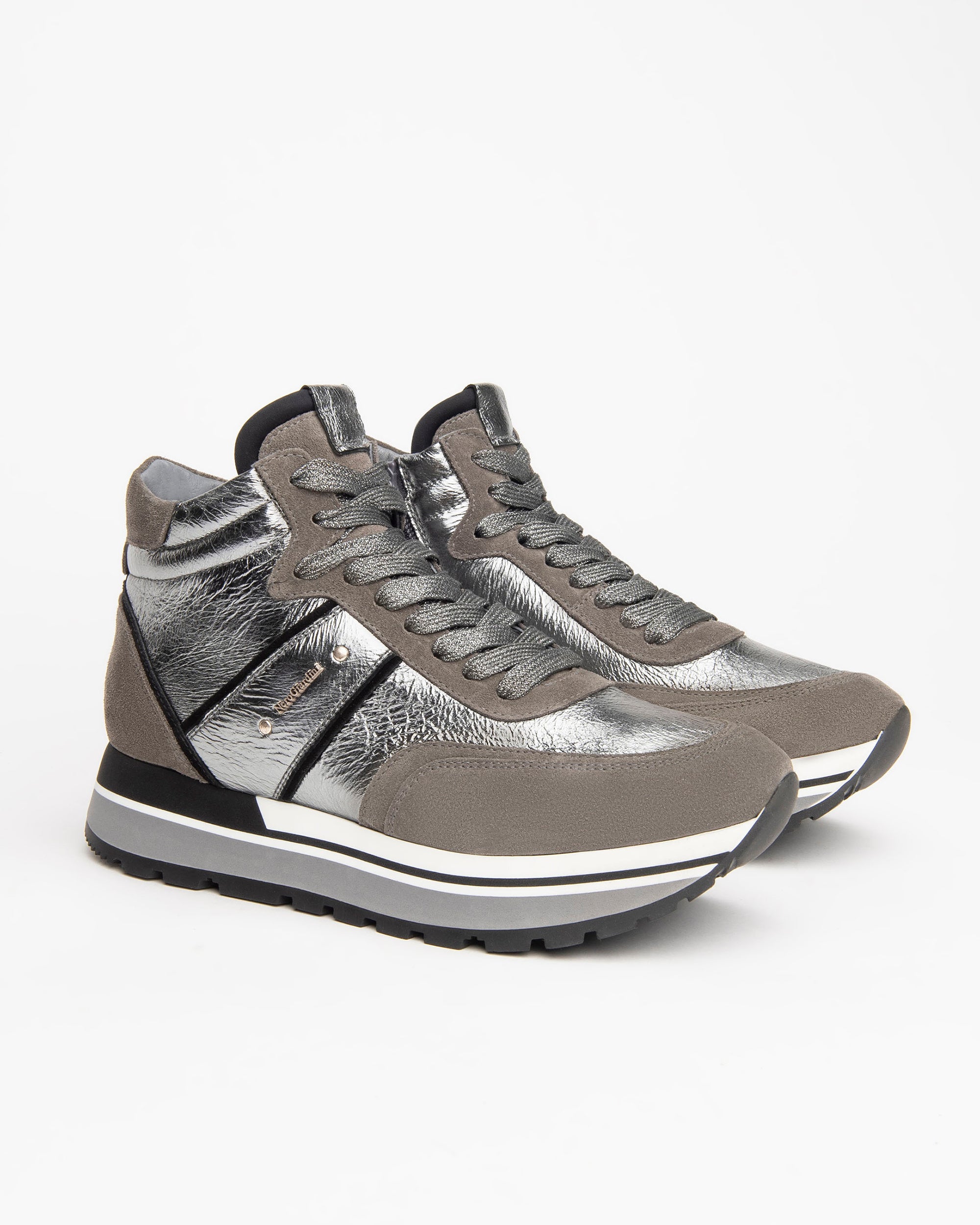  Baskets montantes pour femmes en cuir et daim