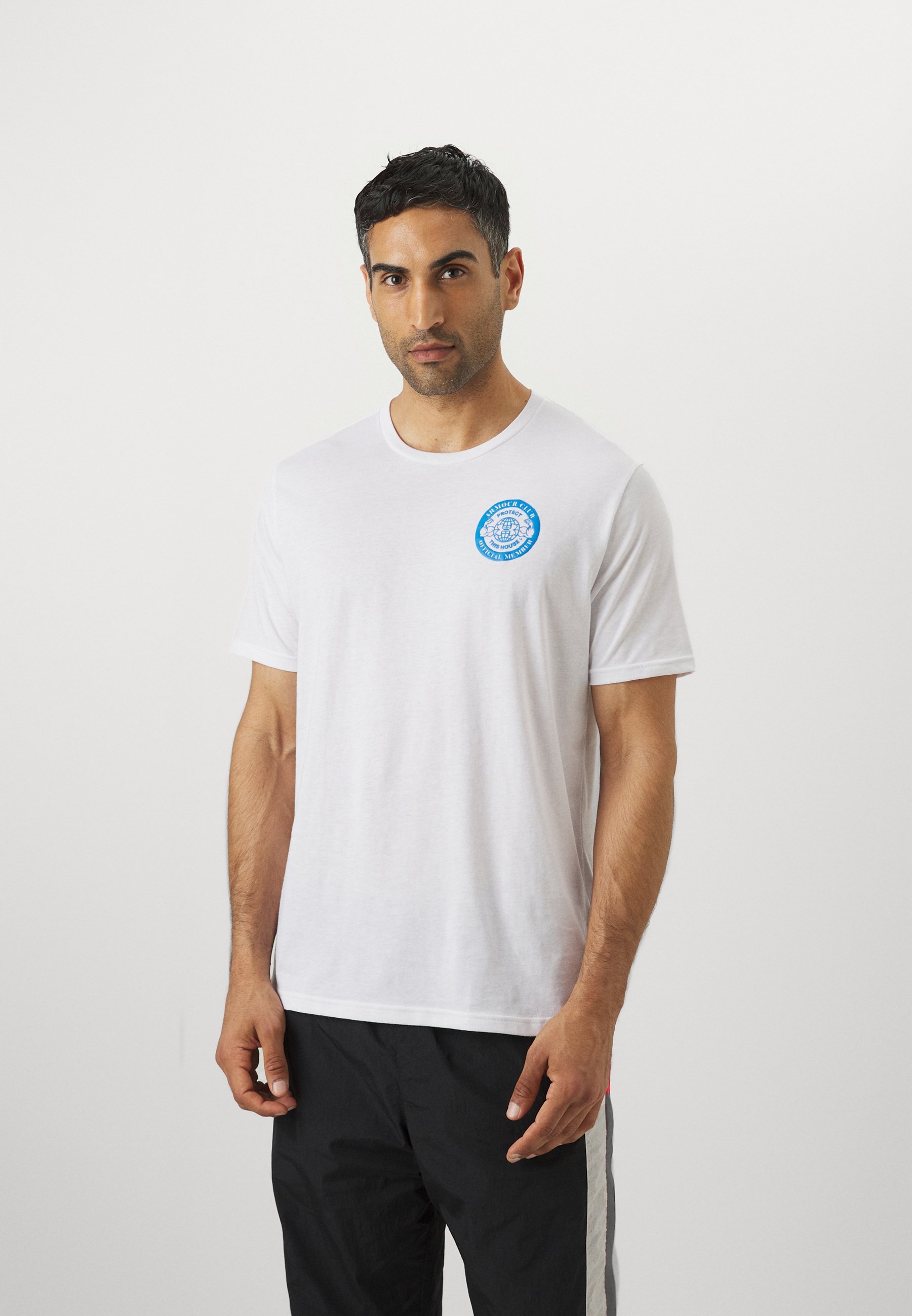 Under Armour CLUB - T-shirt met print - wit/blauw Atlantis