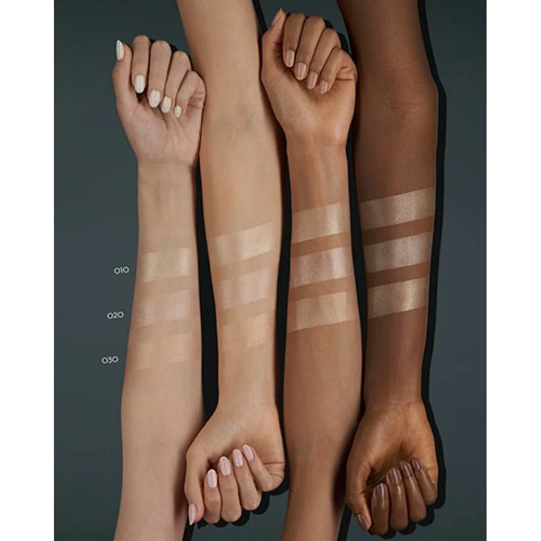 Catrice More Than Glow Highlighter