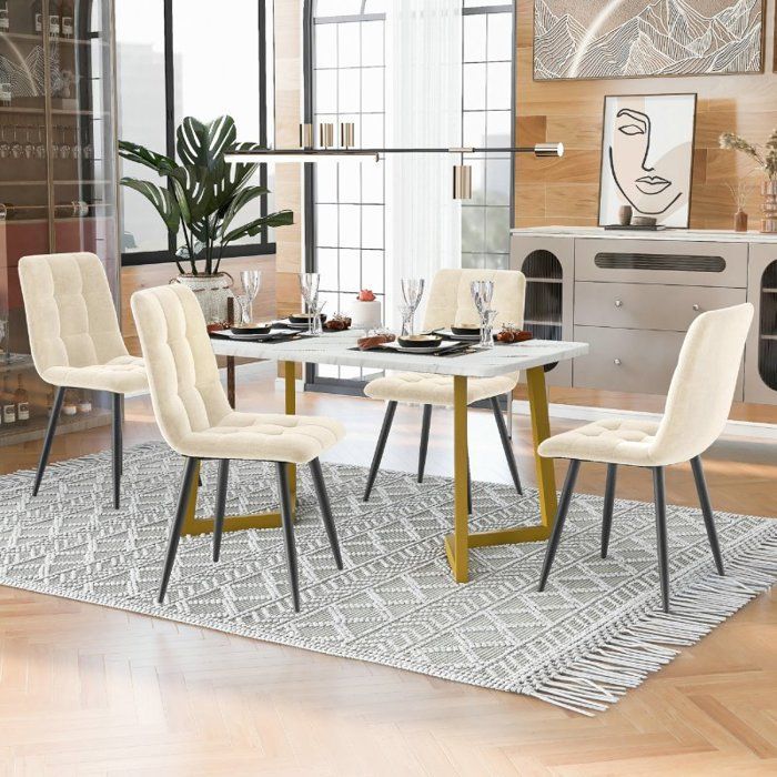 Table à Manger avec 4 chaises, Set Table et Chaise Cuisine Salon Moderne, chaises en velours beige, pieds de table dorés