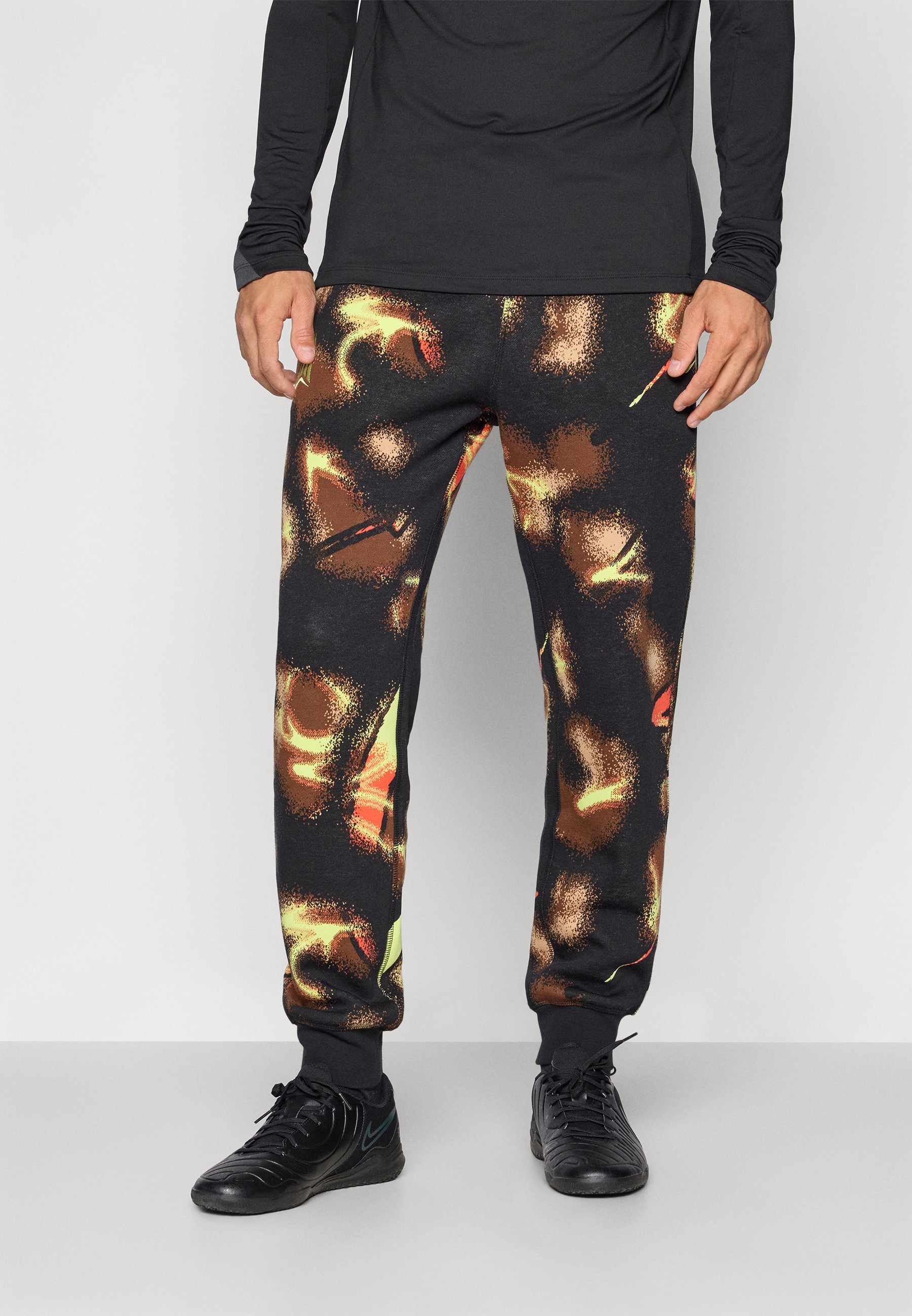 JA M CLUB BB JOGGER PANT - Teplákové kalhoty - black/grey