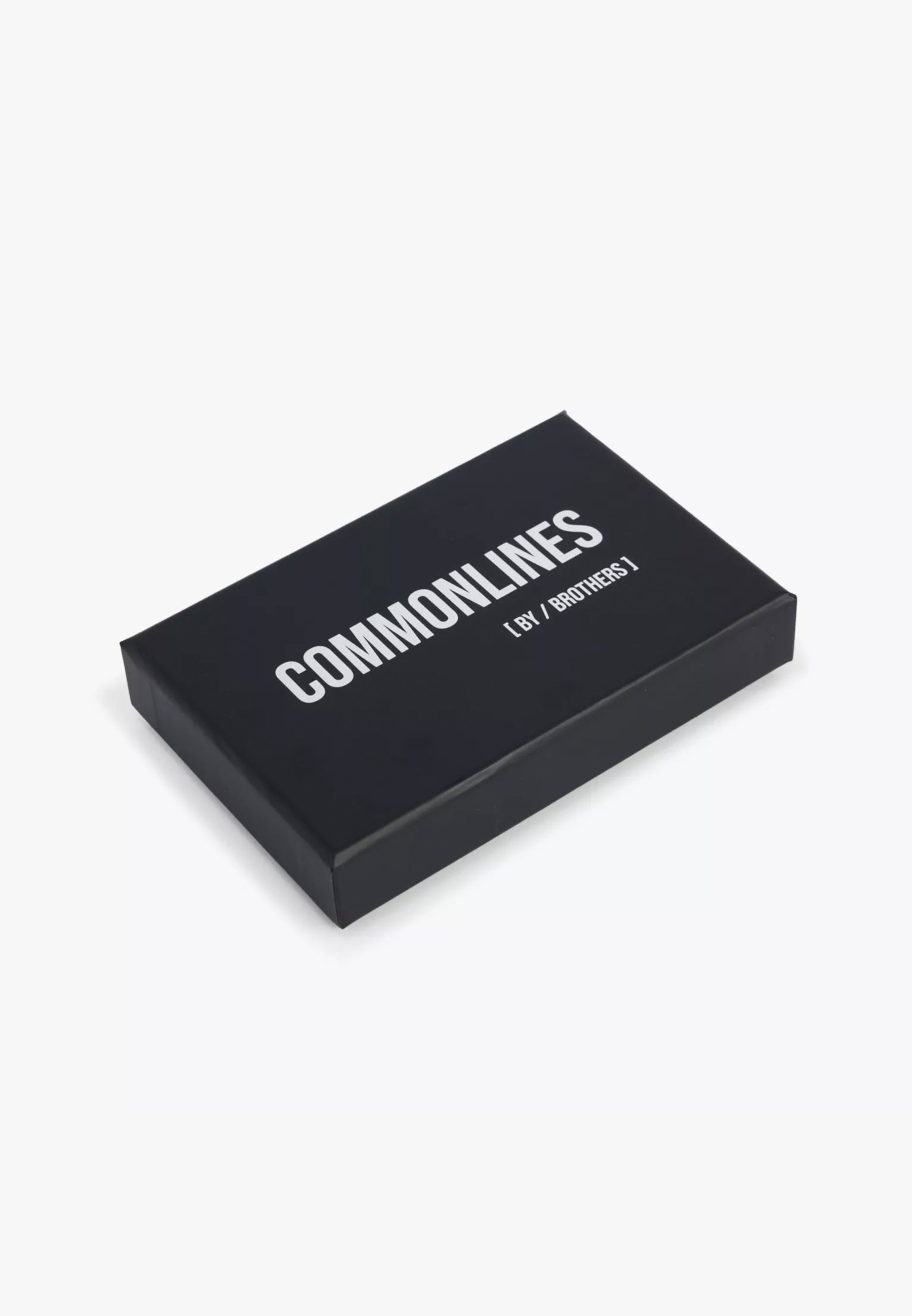 Halsketten aus dem Common Lines-Design
