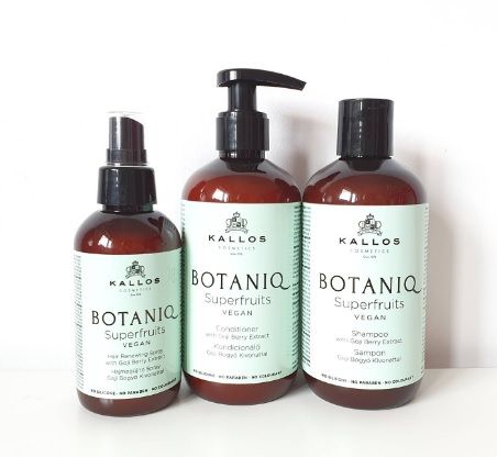 „Botaniq Superfruit“ atkuriamasis ir stiprinamasis šampūnas Šampūnai