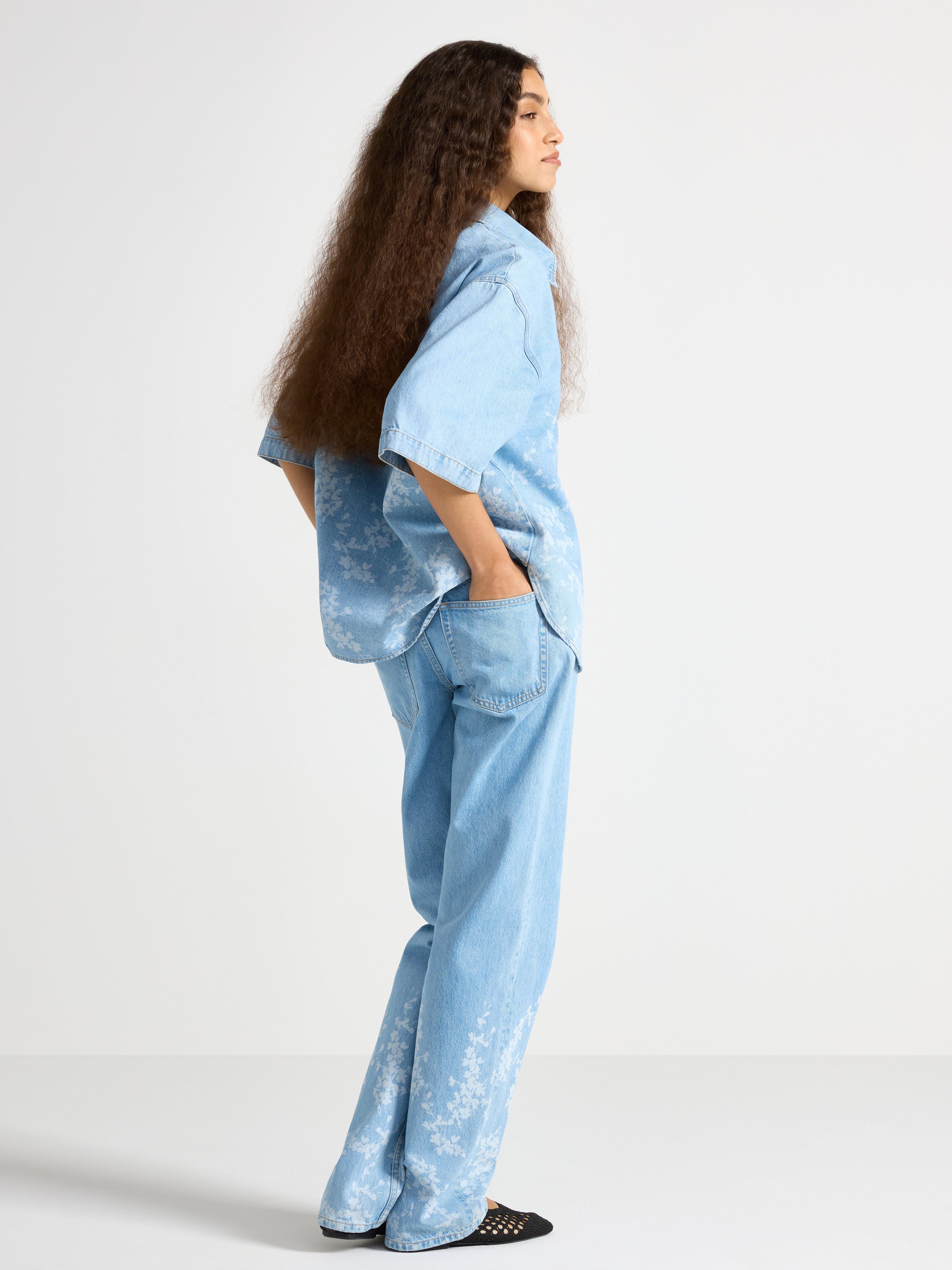STRAIGHT Sia extra långa jeans med blomstertryck blue