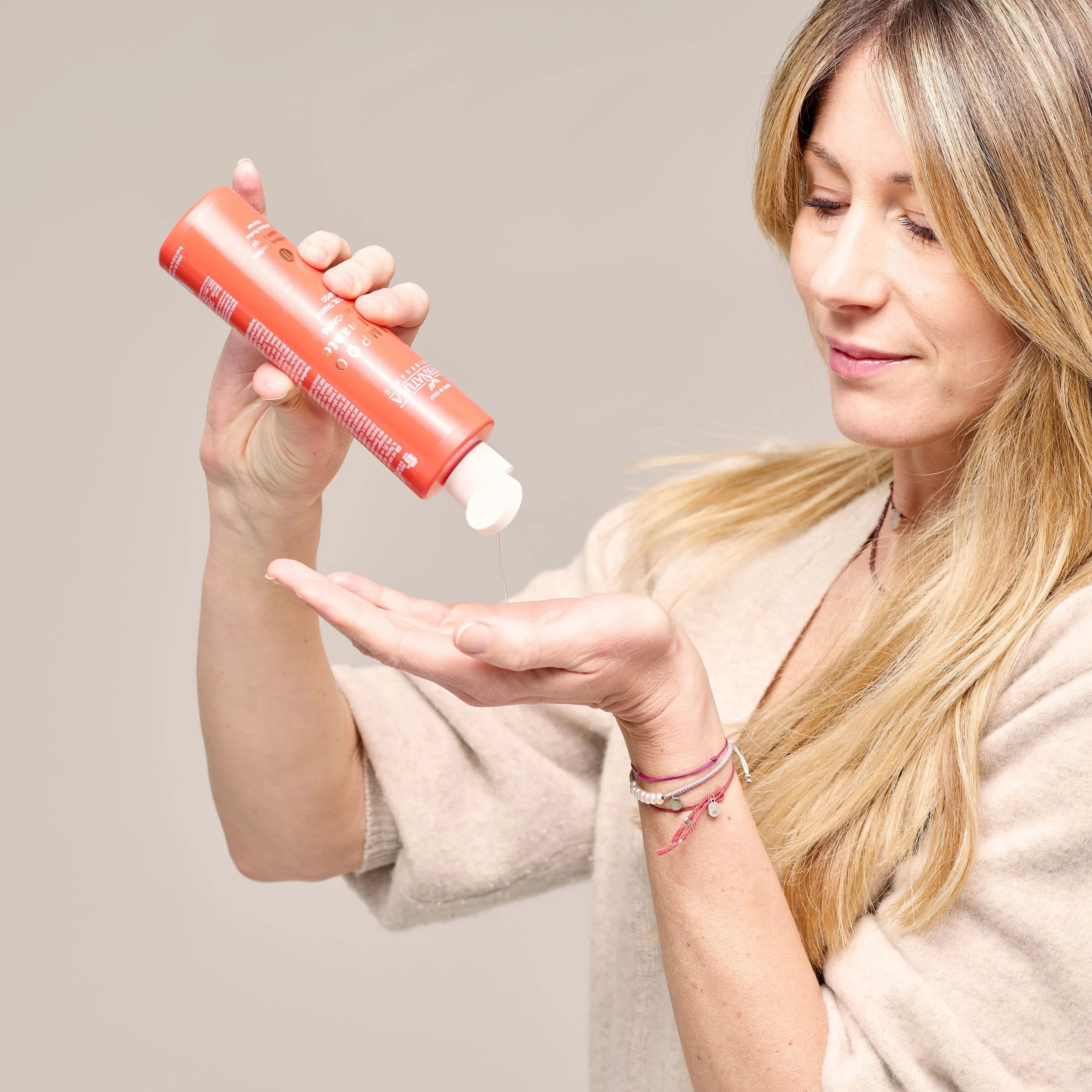 Shampoo Shampoo Capelli Crespi olio di Avocado - Shampoo Anticrespo