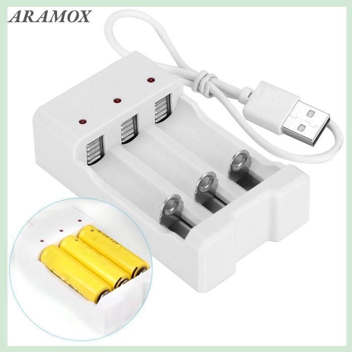 Cargador ARAMOX A03 ABS blanco, resistente a altas temperaturas, con 3 puertos USB para cargar proyectores de vídeo.