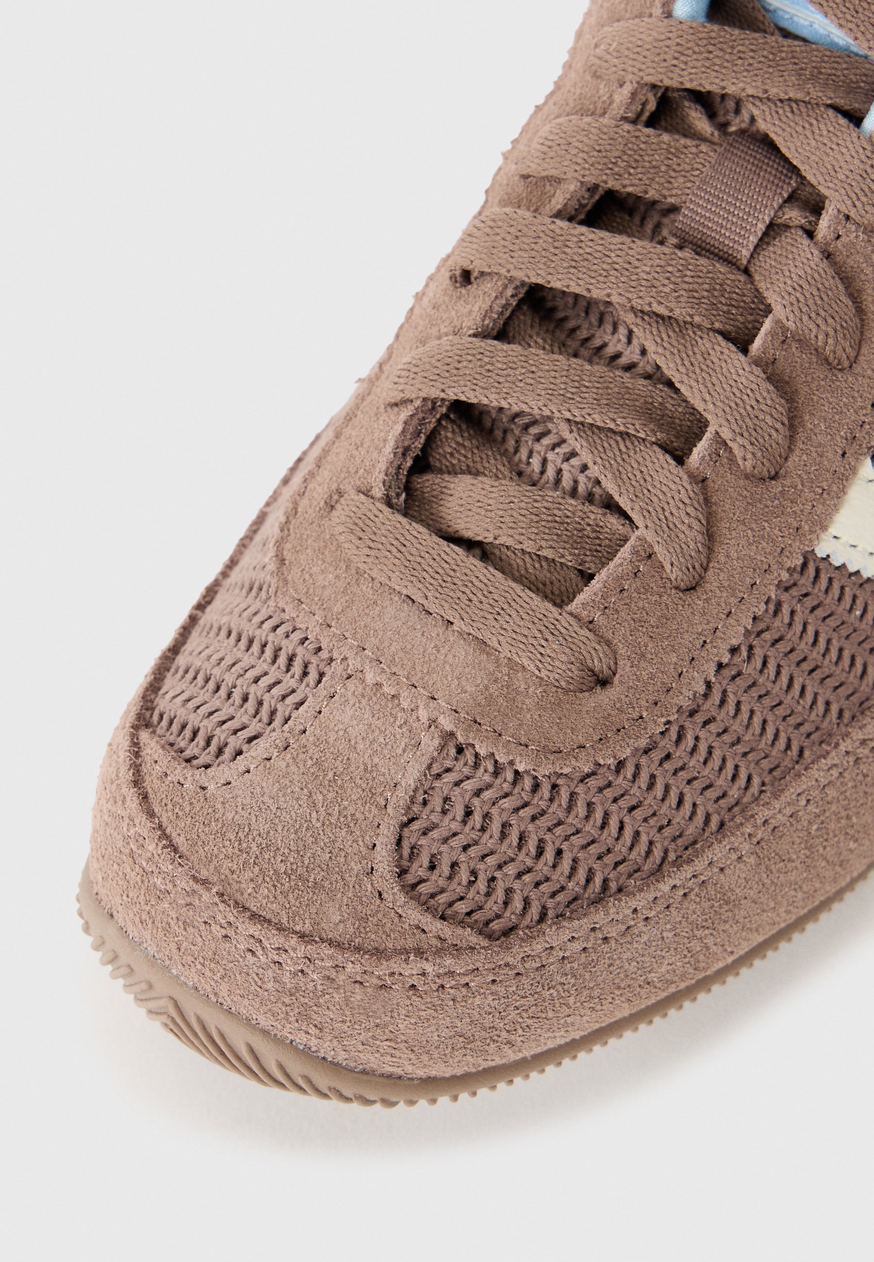 adidas Originals alacsony szárú edzőcipők