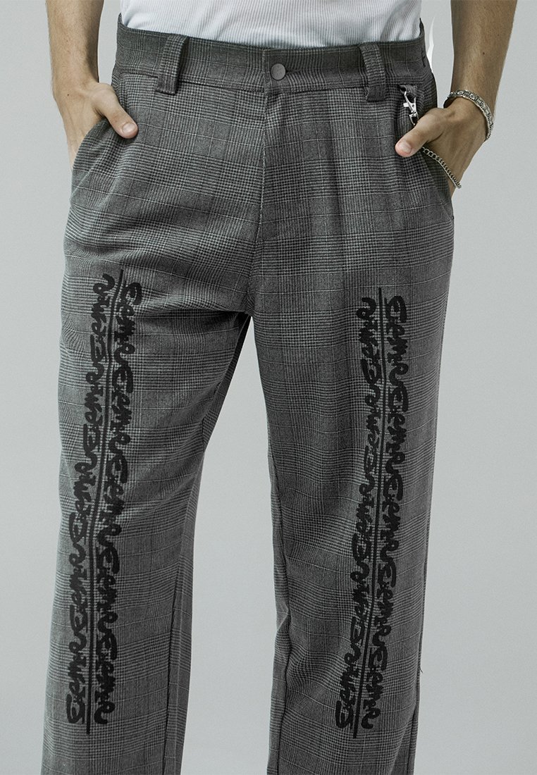 Voormalige nette broek
