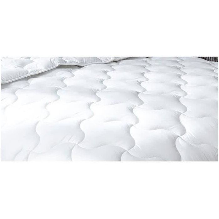Piumino caldo ABEIL, morbidezza assoluta, 240x260 cm, bianco.
