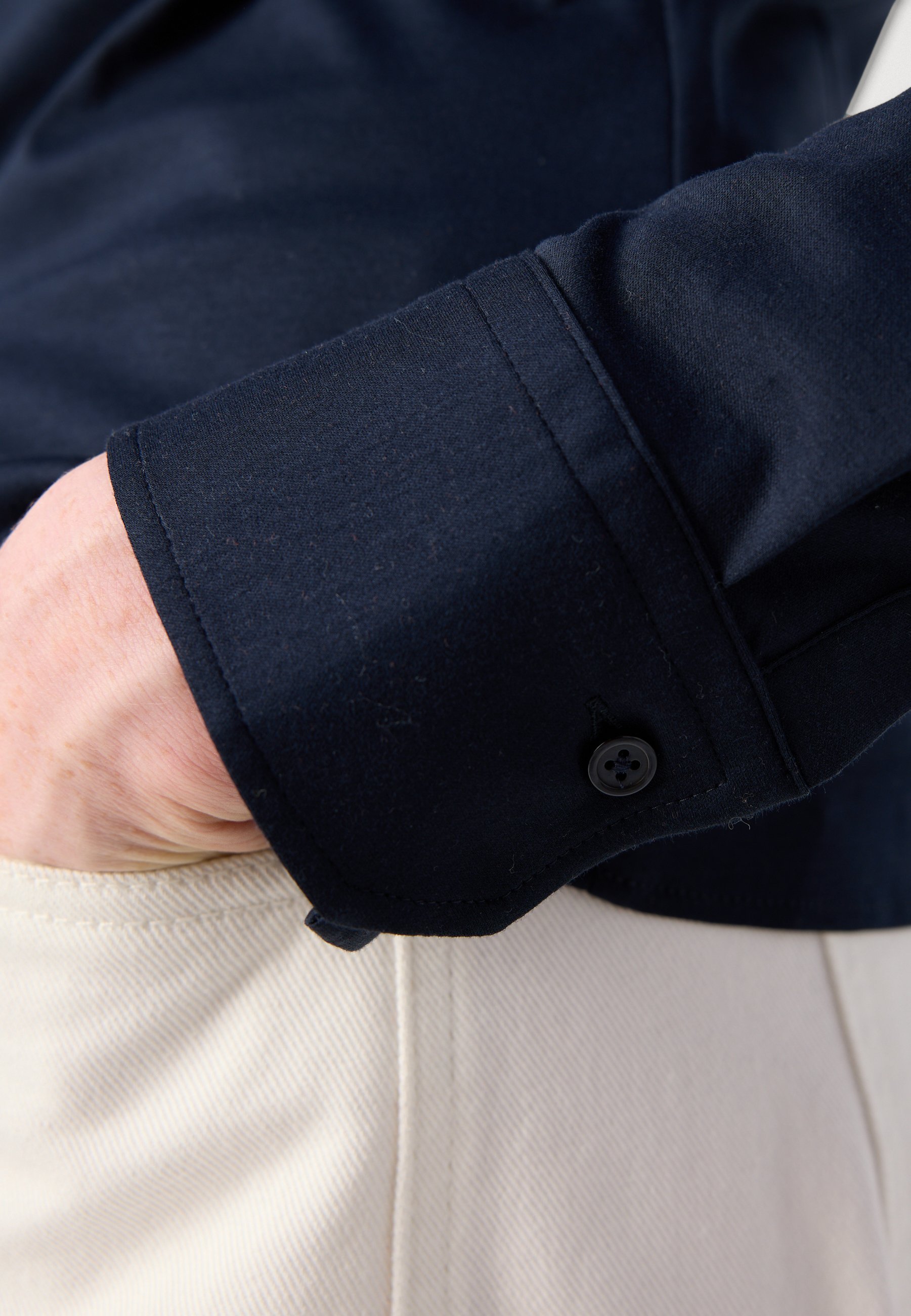 BOSS BRONTA DIENSTAG - Bluse mit Knopfleiste - dunkelblau