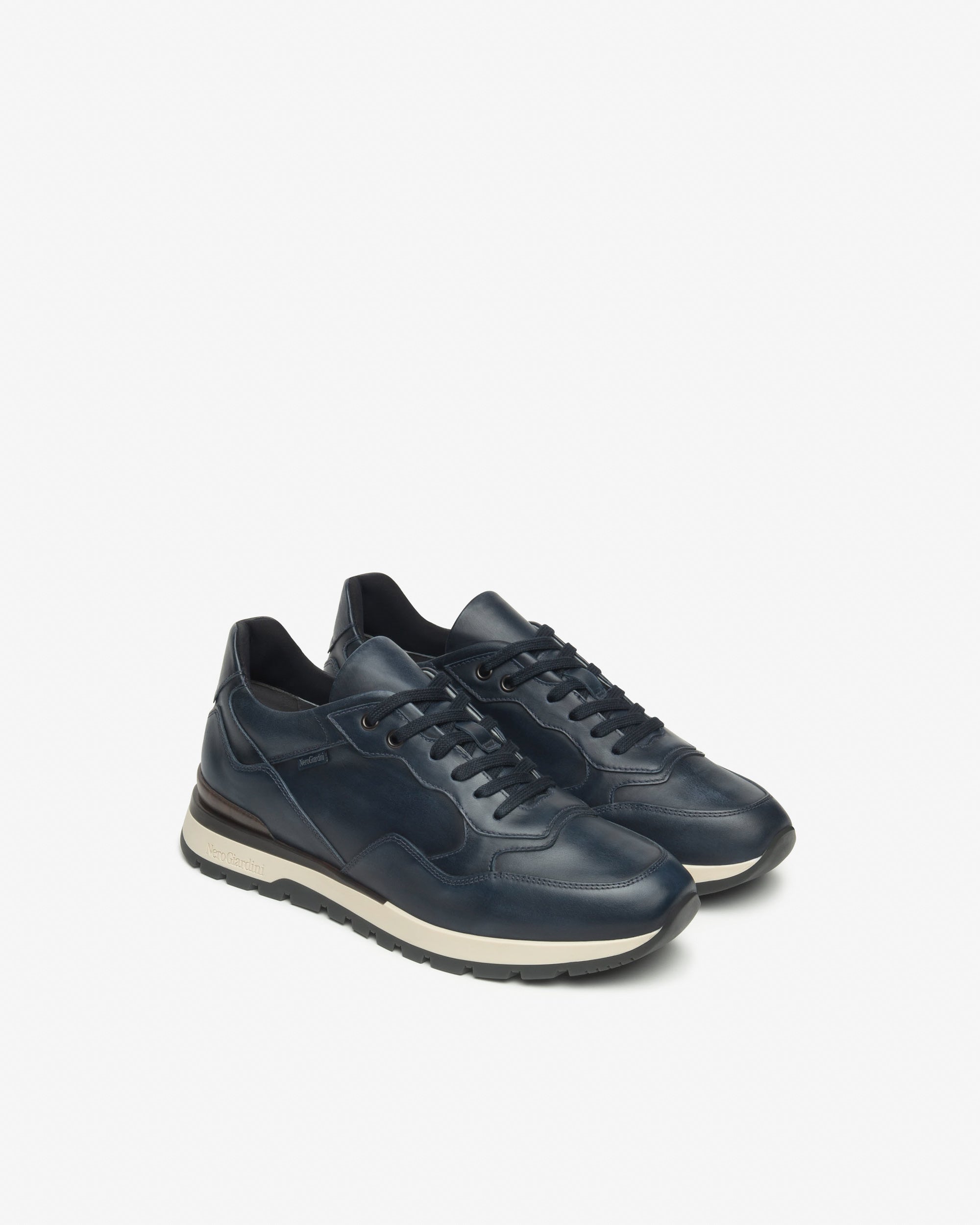  Herren-Sneaker aus Leder